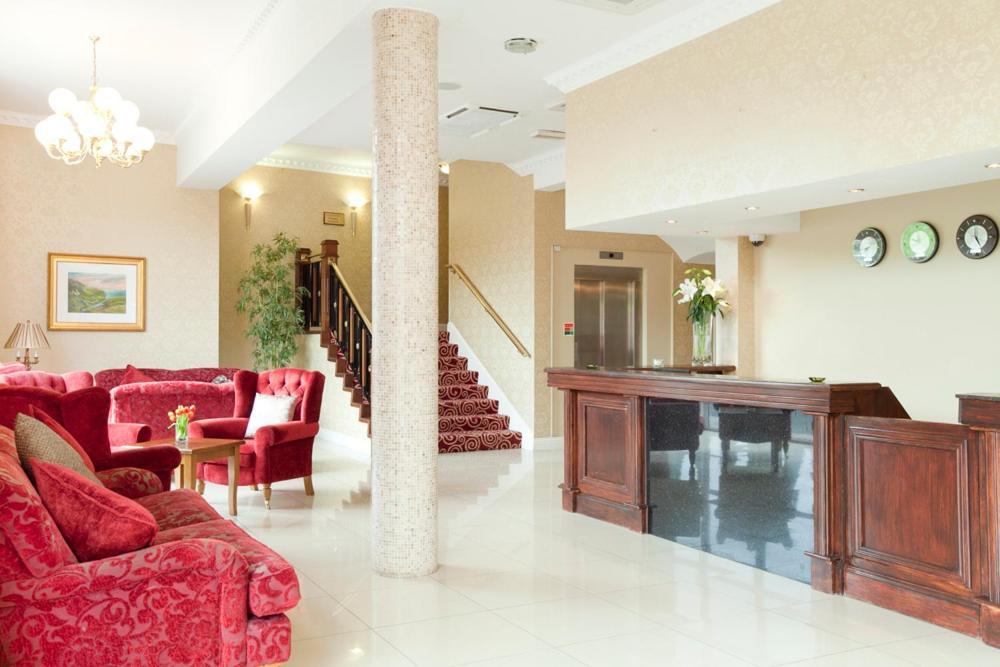 Riverside Park Hotel Мэкрум Экстерьер фото